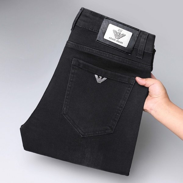 ブランドジーンズ着用イメージ